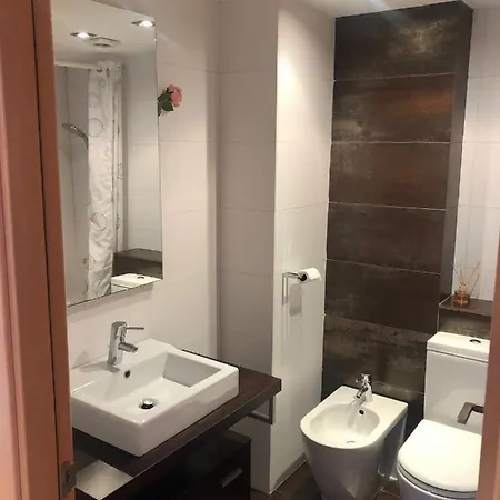 Apartment Style *