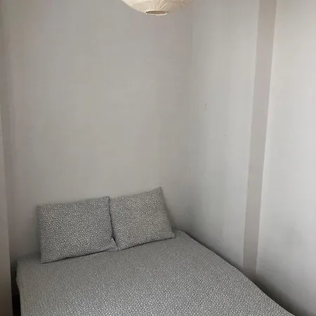 Apartment Style *